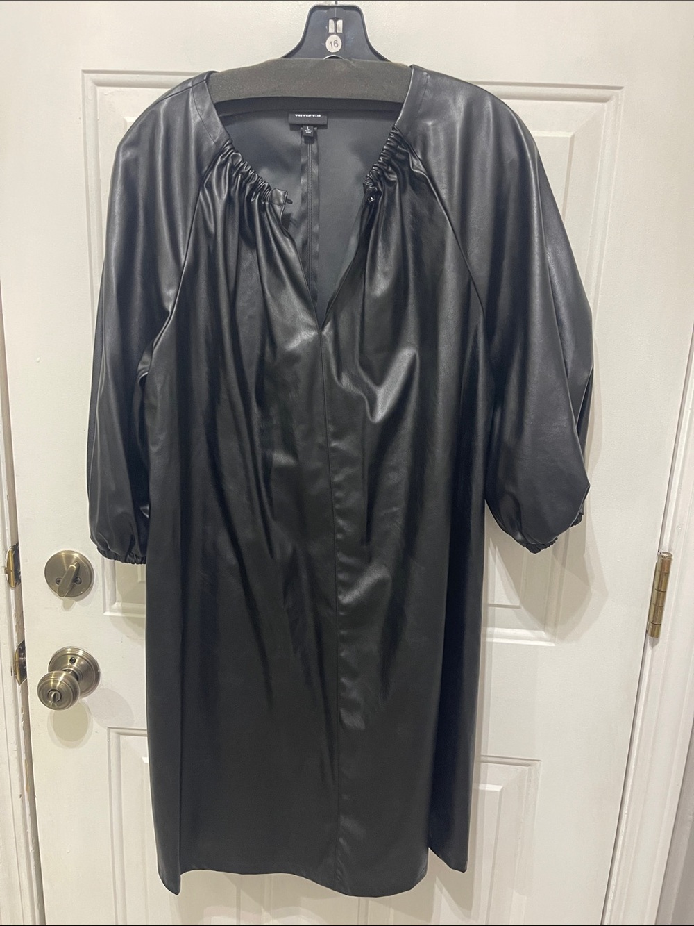 NWOT $49 Who What Wear Black Vegan Faux Leather Puff Sleeve Size L - Picture 3 of 7